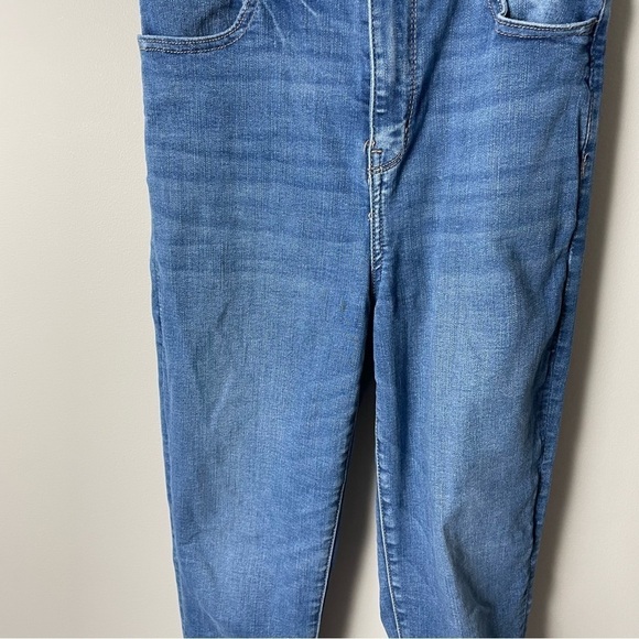 [American Eagle] Women's Curvy High Rise Raw Hem Jegging Denim Jeans - Picture 3 of 10